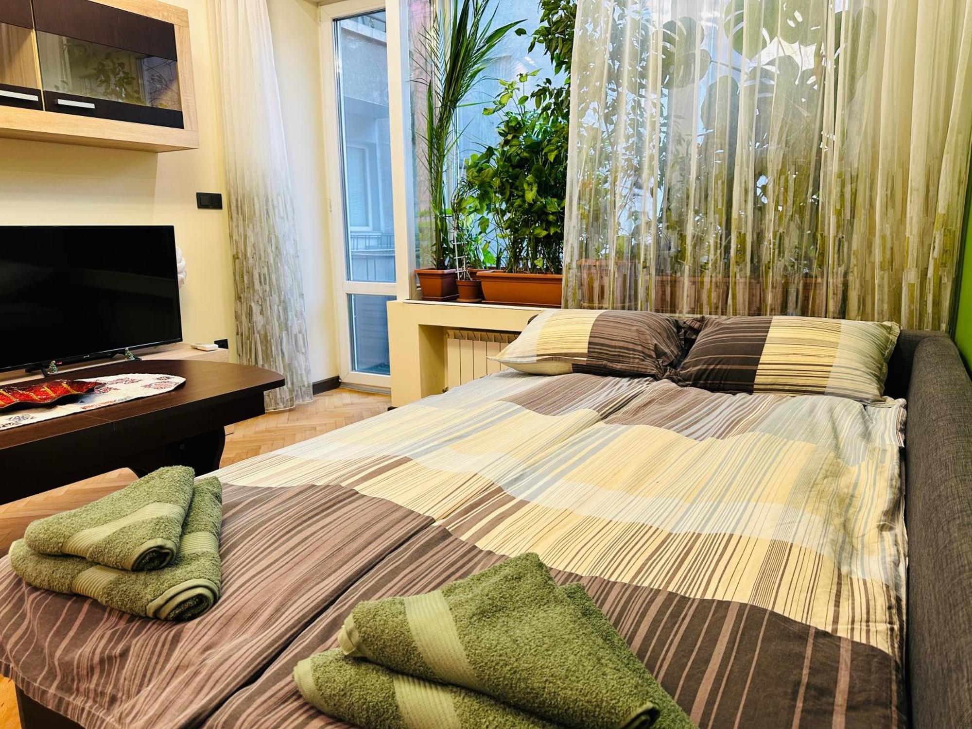 Luxury Oasis In Absolute Center Of Sofia Apartment Bagian luar foto