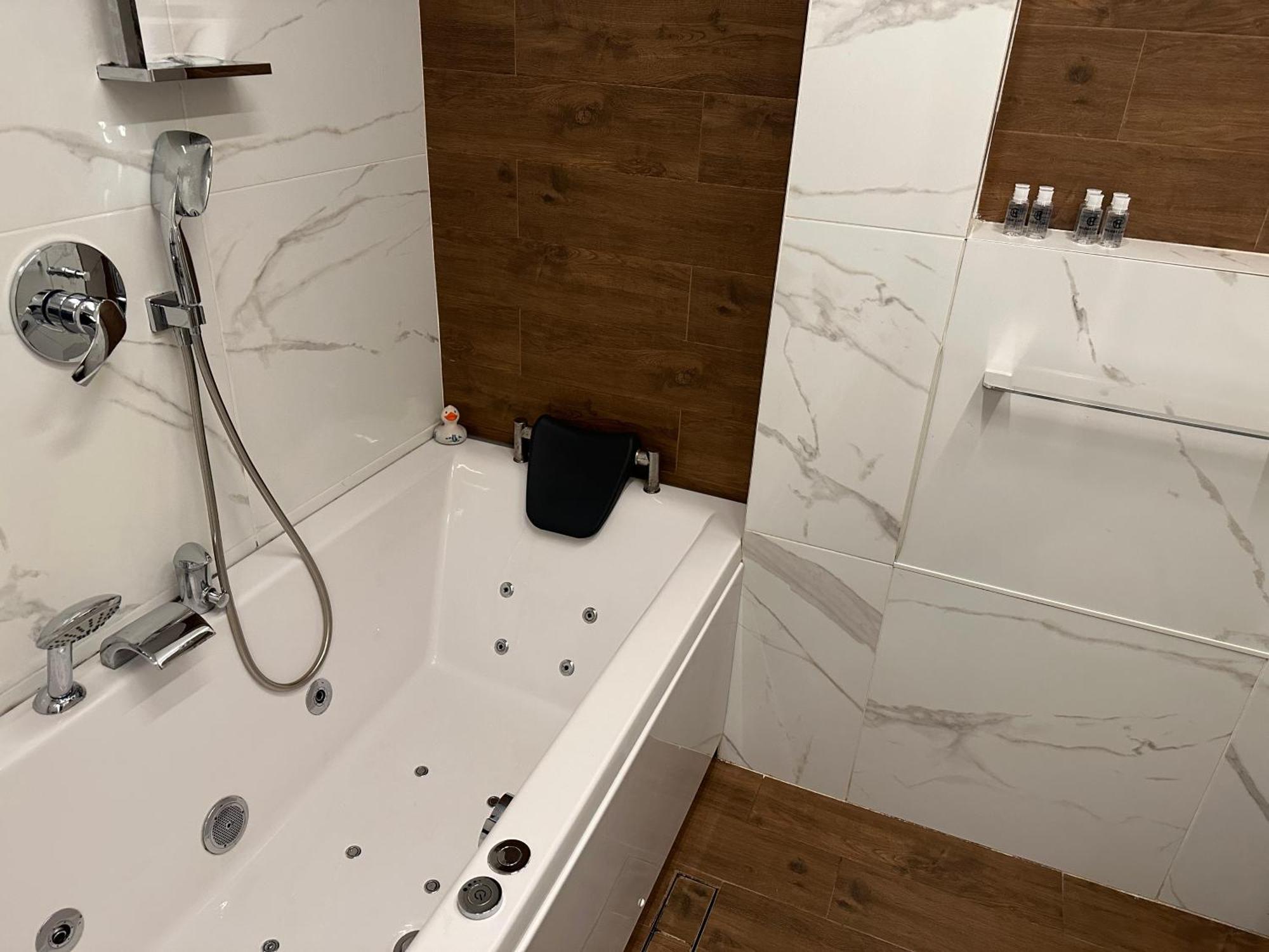 Luxury Oasis In Absolute Center Of Sofia Apartment Bagian luar foto
